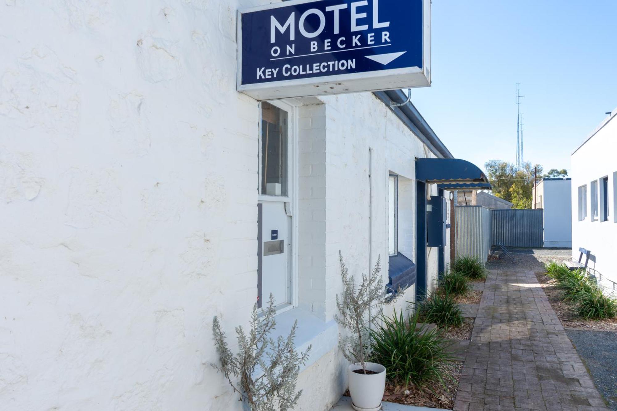 Motel On Becker Tintinara Zewnętrze zdjęcie